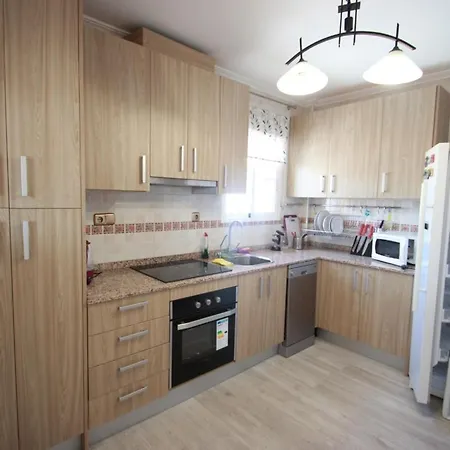 Casa Con Piscina بيت للعطل أوريويلا