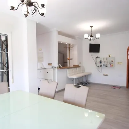 بيت للعطل Casa Con Piscina أوريويلا